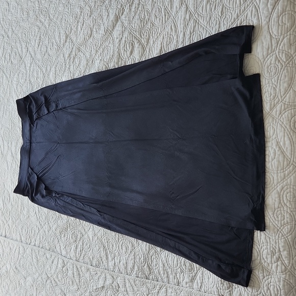 2 piece outfit - crop top & open leg skirt Large Petite - Picture 6 of 7